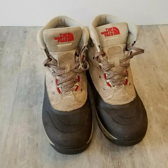 The North Face Shoes - The North Face Beige Women Winter boots HOT200 Sz8